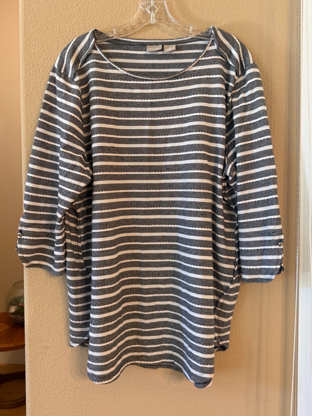 Chicos Striped Gray and White Lightweight Knit Top, Size 3